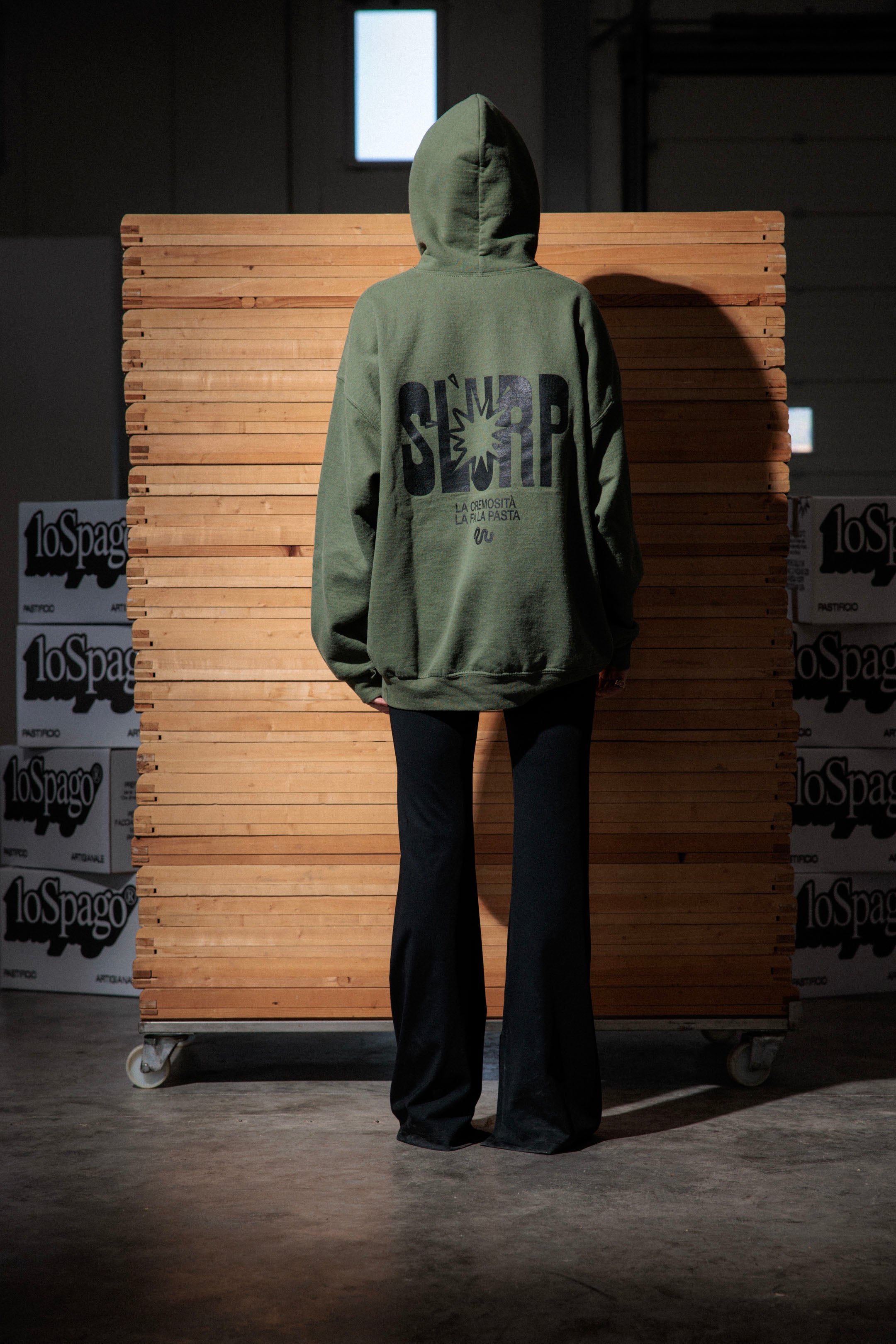 FELPA CON CAPPUCCIO (hoodie)